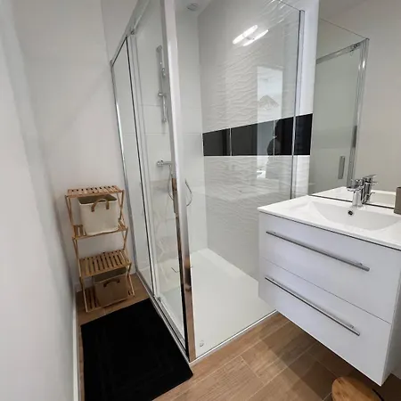 Ker Phan Cozy Urban With Hot Tub * Saint-Aubin-du-Cormier